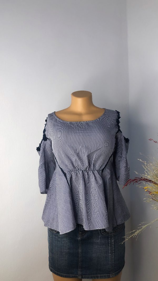 Hanna 571 blouse Size 12