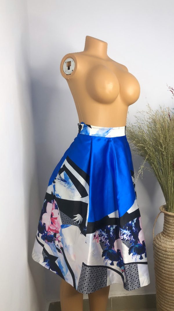 Funmi Pleated skirt Size 6 - Image 3